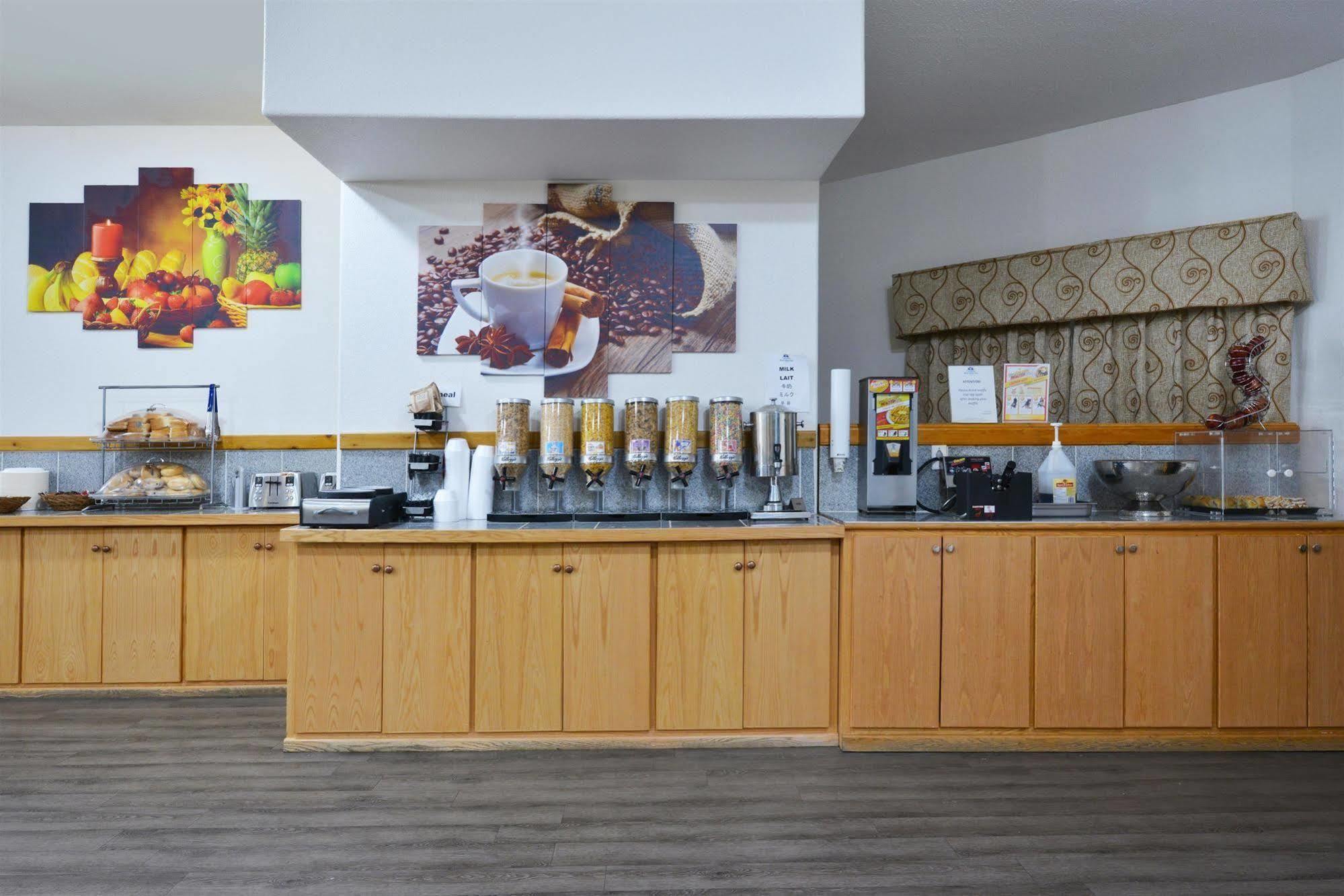 Canadas Best Value Inn Valemount Buitenkant foto