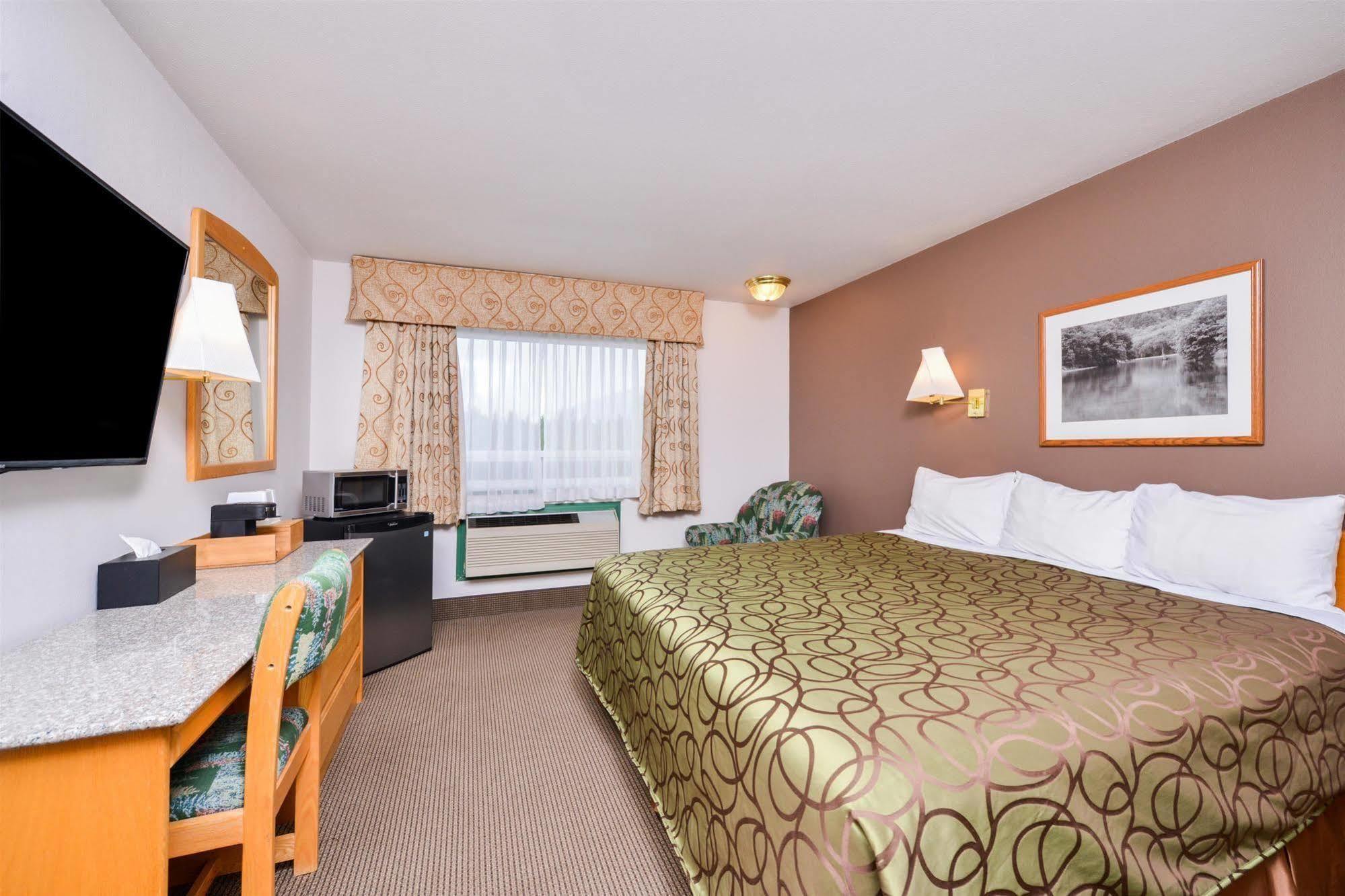 Canadas Best Value Inn Valemount Buitenkant foto