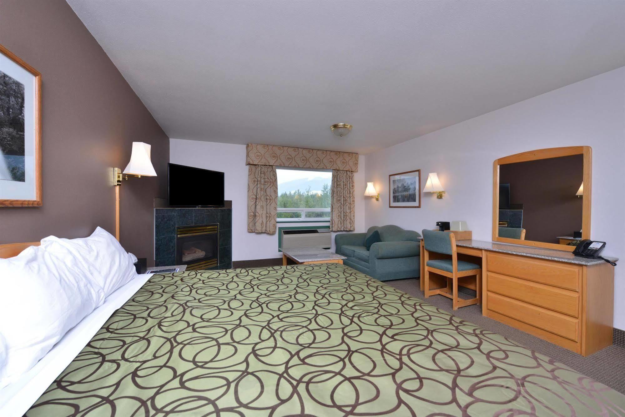 Canadas Best Value Inn Valemount Buitenkant foto