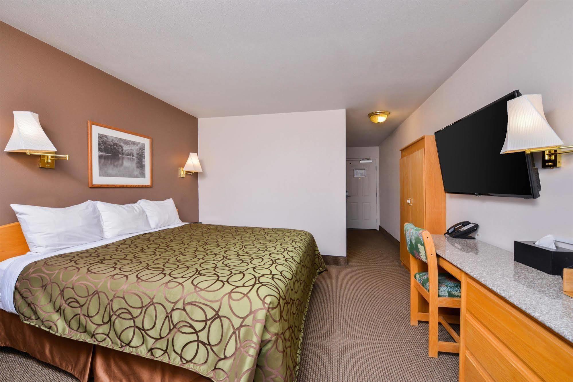 Canadas Best Value Inn Valemount Buitenkant foto