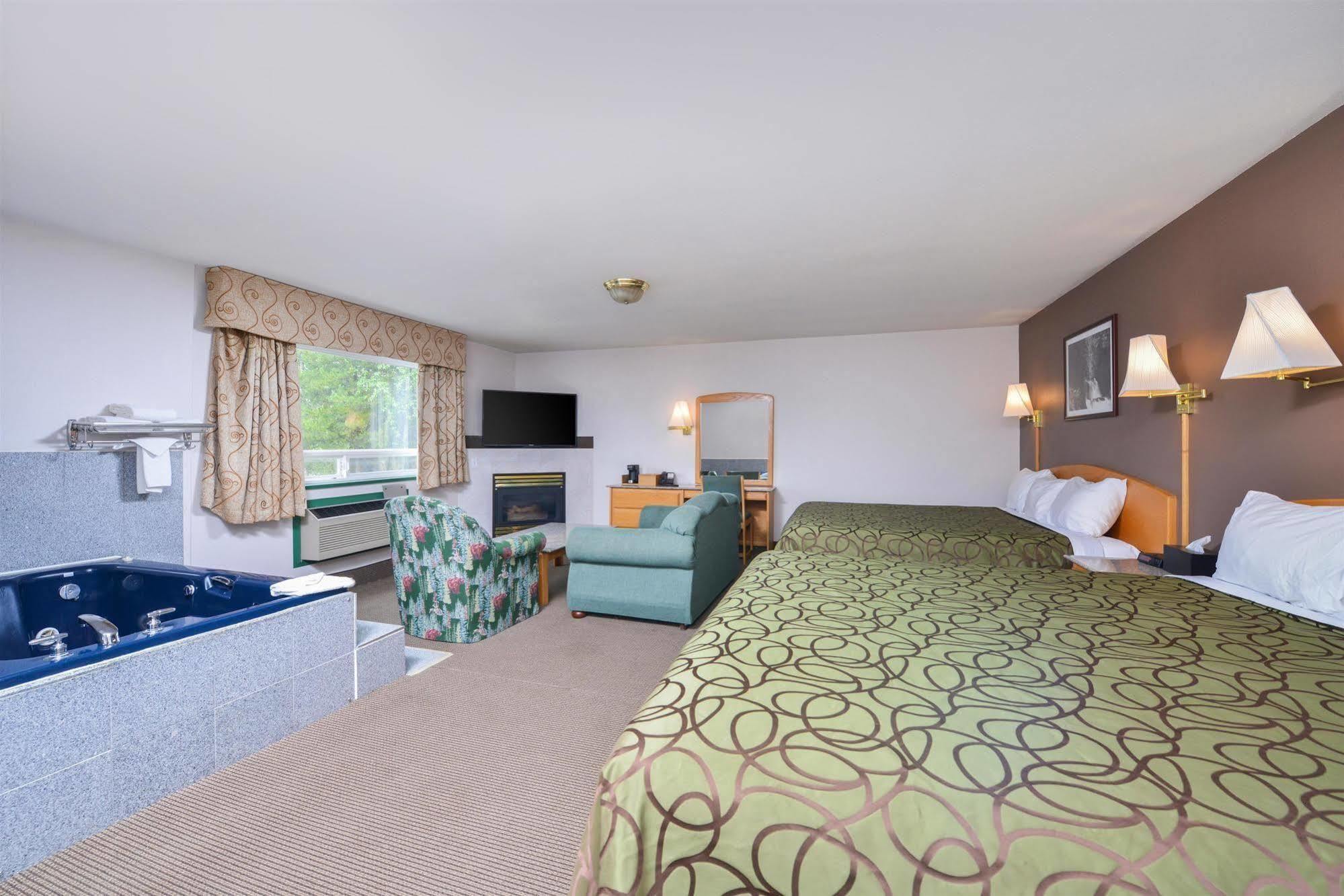 Canadas Best Value Inn Valemount Buitenkant foto