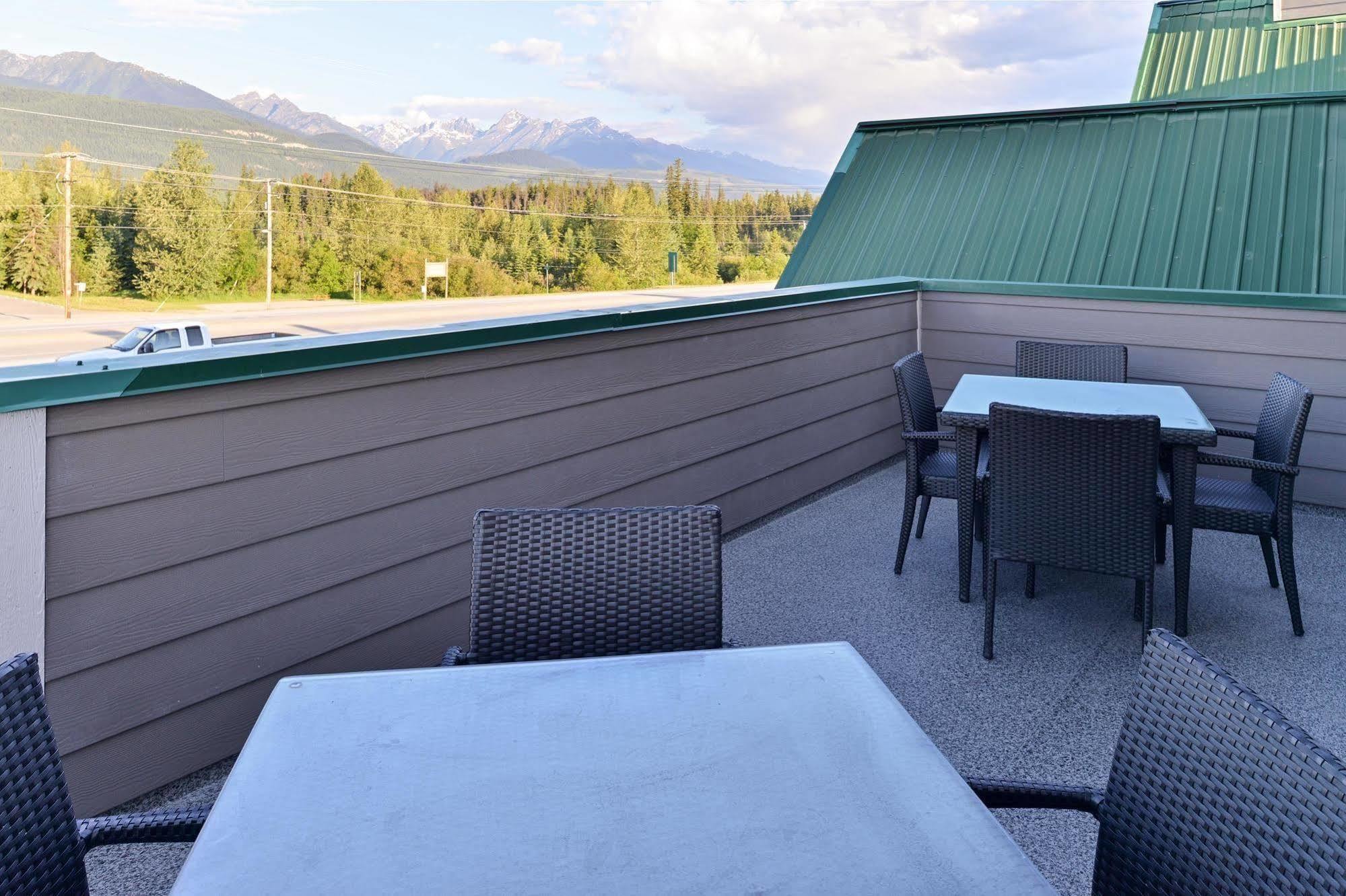 Canadas Best Value Inn Valemount Buitenkant foto